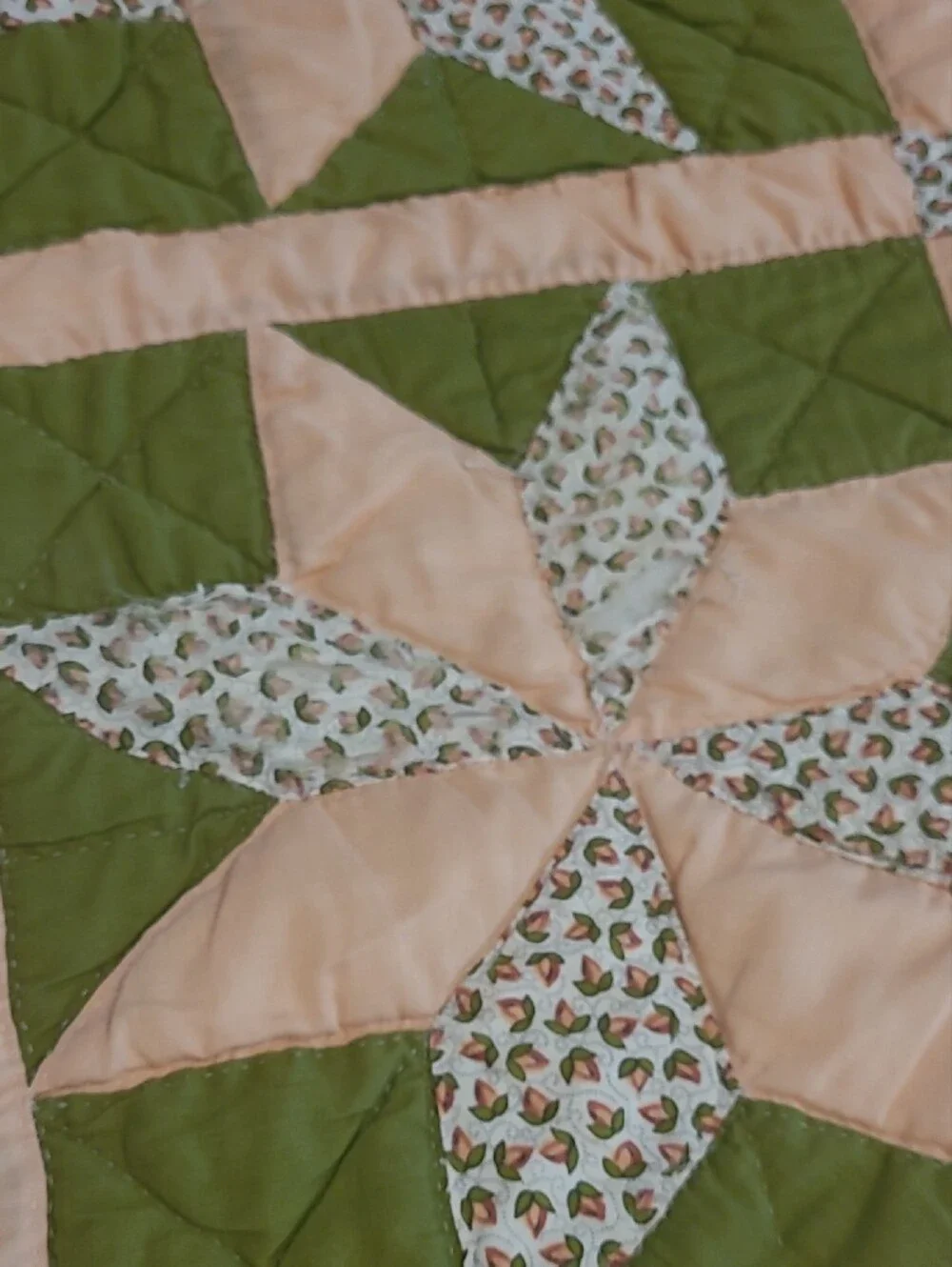 Handmade Cutter Quilt Green and Peach Star Patchwork Pattern - Unbranded